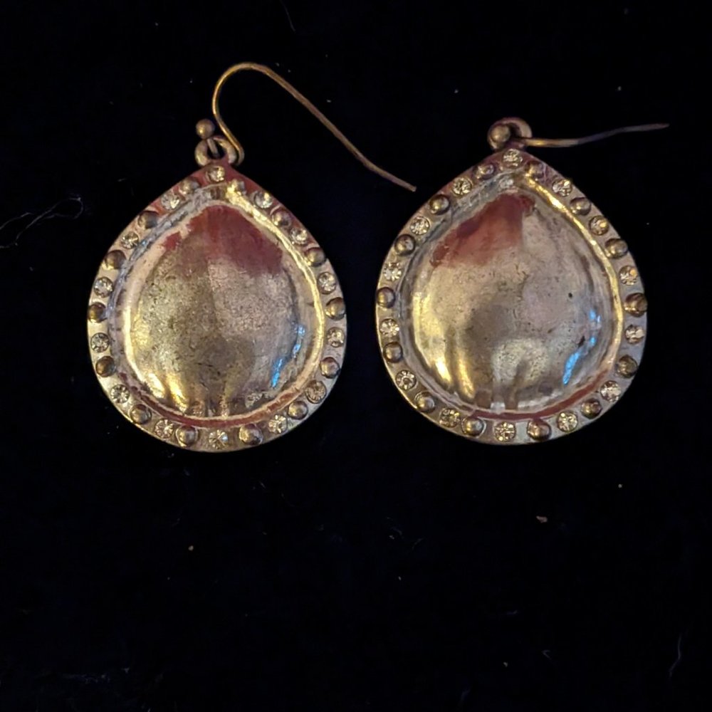 Chico's silver tone earrings